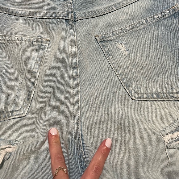 Cute Ripped Cutoff Shorts - Picture 3 of 4